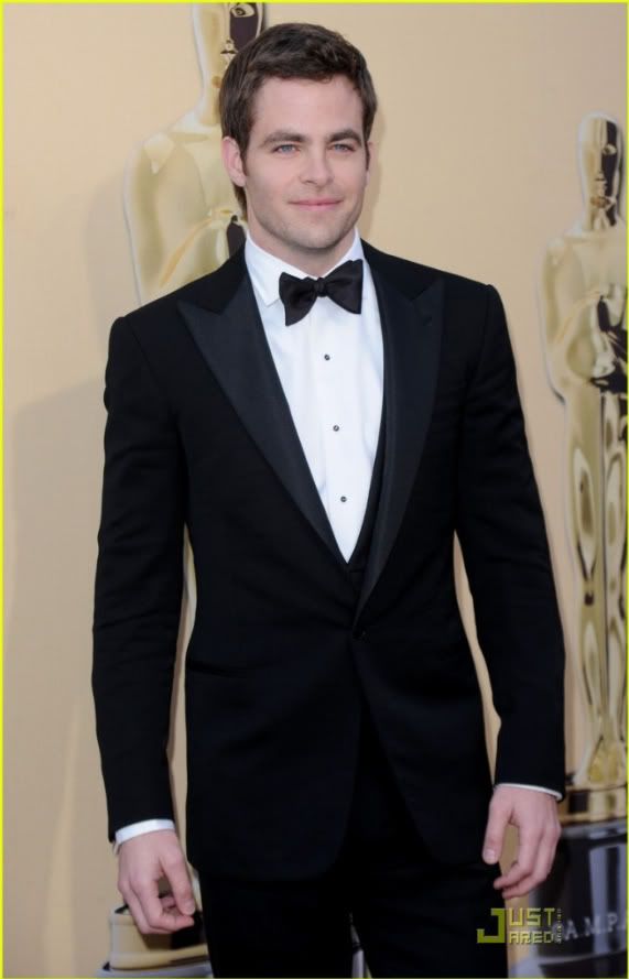 chris-pine-2010-oscars-03-1.jpg