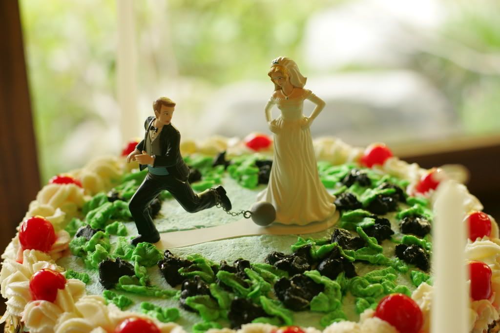 Runaway groom cake topper