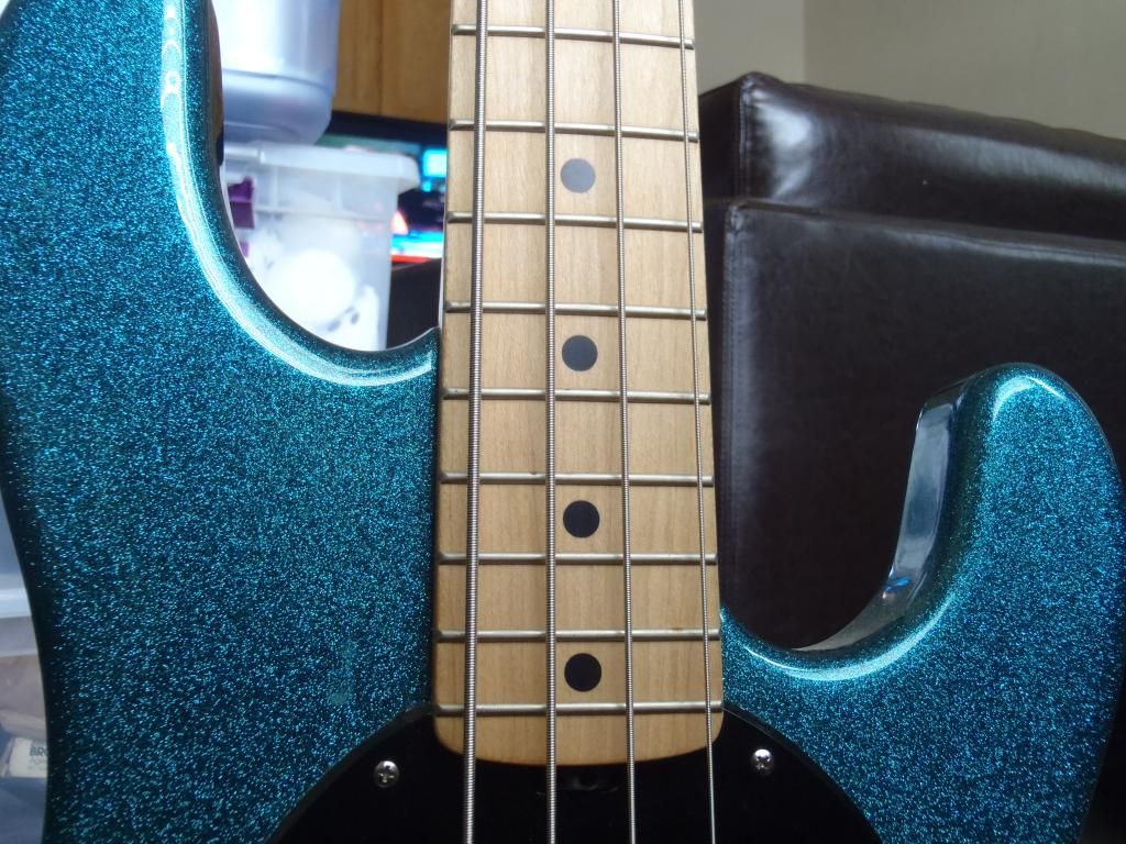Bass005.jpg